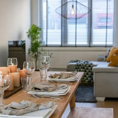 House With Large And Sunny Terrace Holiday home Antwerp